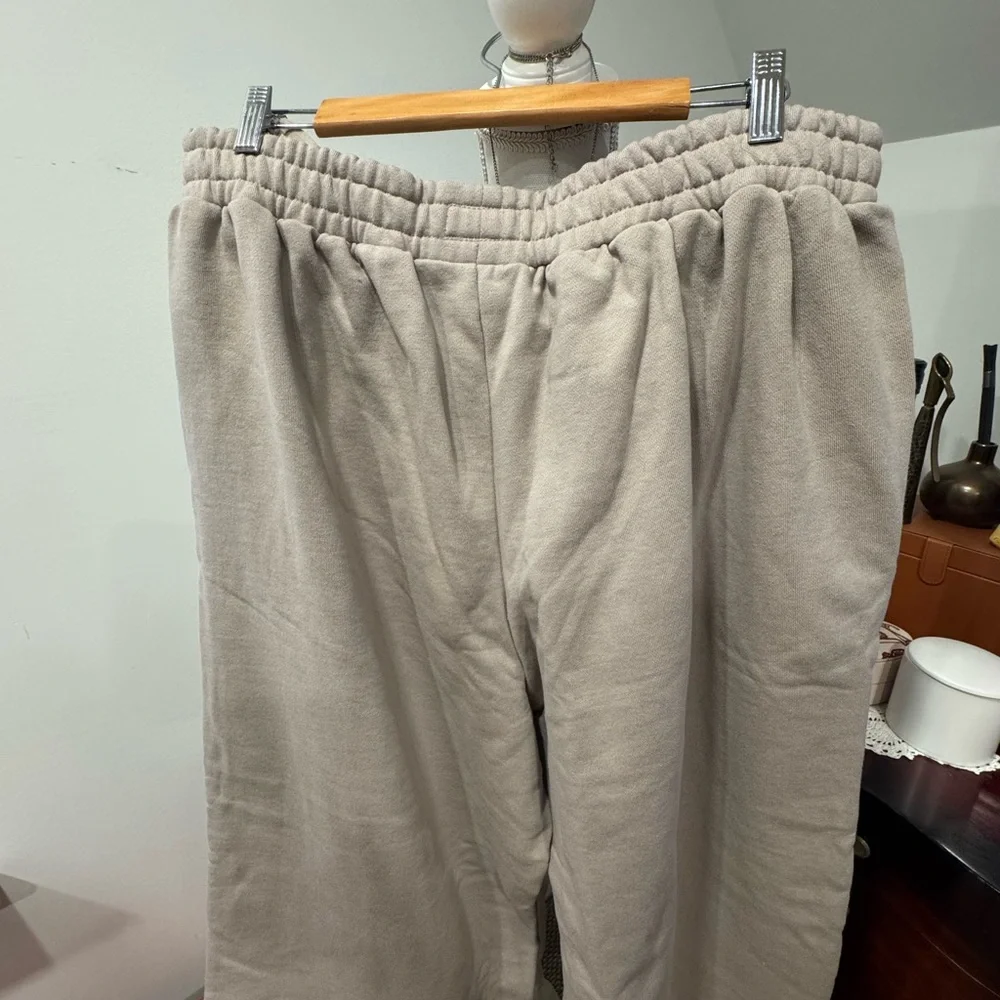 GAP Disney Sweatpants - Picture 13 of 16